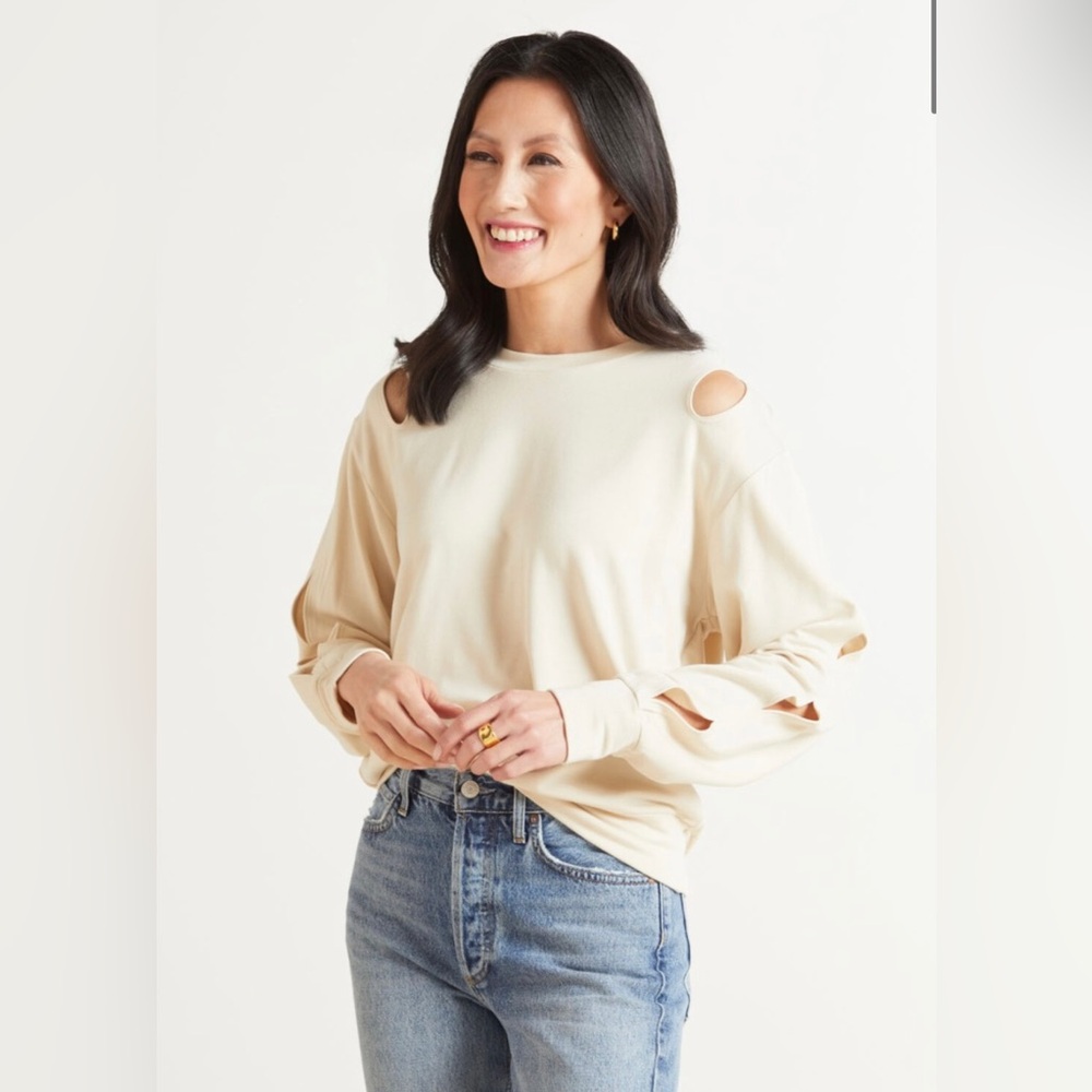 NWT LNA Cutout Pullover